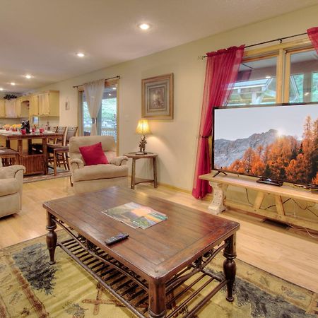 Gorgeous "Country Roads" By Honeybearcabins 4Br 4Ba, Next To Pool, Easy Drive, Main Strip Location! Pigeon Forge Kültér fotó