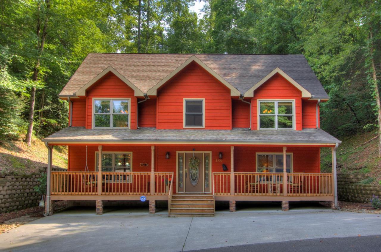 Gorgeous "Country Roads" By Honeybearcabins 4Br 4Ba, Next To Pool, Easy Drive, Main Strip Location! Pigeon Forge Kültér fotó